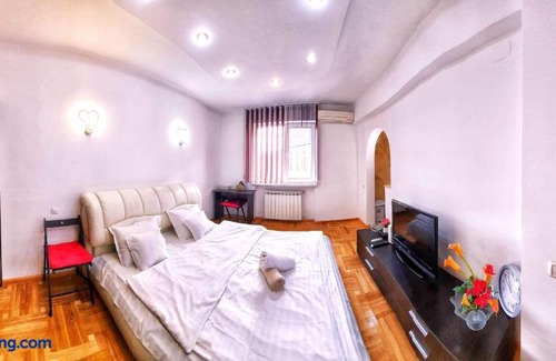 Bucharest City-Centre Apartment | Grand Central Accomodation Doamnei2