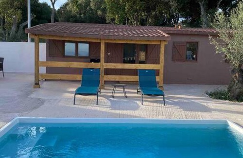 Bonifacio Ski Chalet | Grand chalet d’été avec piscine