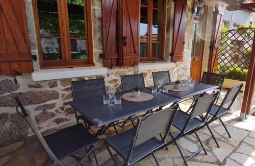 Laprugne House | Grand gîte au calme avec jardin et animaux acceptés - FR-1-489-568