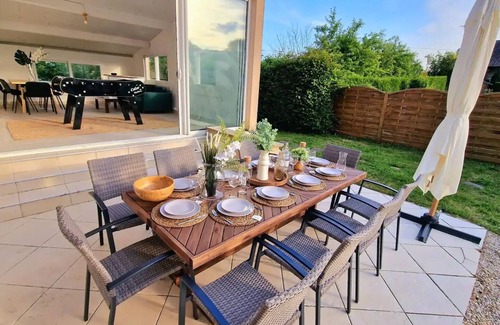 Etoges House | Grand Gite en Champagne Indoor swimming pool Sauna 1h30 from Paris, 50 min from Reims