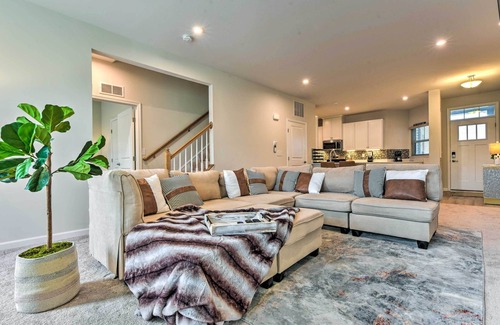 Grand Island House | Grand Island Townhome, 10 Mi to Niagara Falls