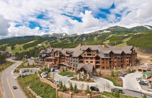 Breckenridge Condo | Grand Lodge At Peak 7