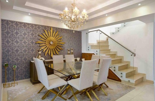Renacimiento Apartment | Grand Luxury Penthouse'Upscale+HotTub+Terrace+BBQ