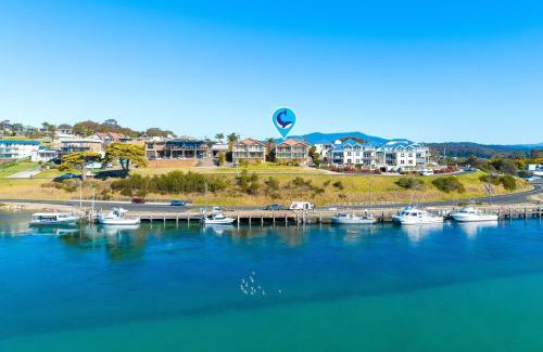 Narooma Apartment | Grand Pacific 1 Unit 4 - First Floor