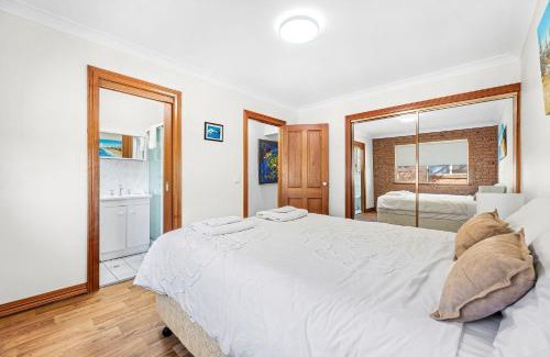 Narooma Apartment | Grand Pacific 1 Unit 4 - First Floor