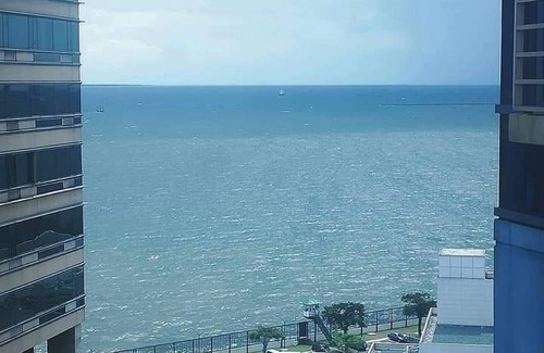 Ermita Condo | Grand Riviera Condotel infront of us embassy 17FL