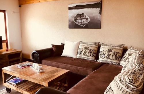 Sklene Teplice House | Grand Spa Holiday Home