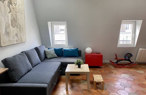 Saint-Vincent-de-Paul Apartment | Grand Studio Darchitecte Proche Montmartre, à 5mn à Pieds de la Gare du Nord