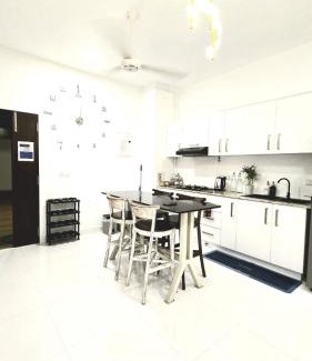 Dambulla Apartment | Grand Suite - Modern & Spacious