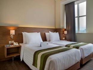 Cilandak Hotel | Grand Whiz Poins Simatupang Jakarta