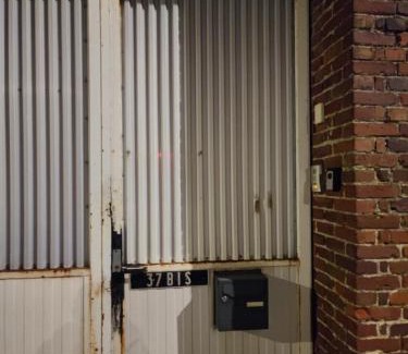 Lassigny House | Grande Chambre Cosy avec Salle de Bain Privative