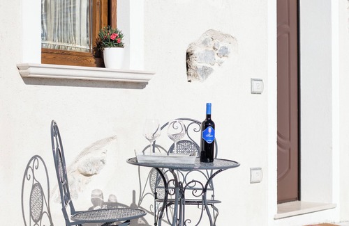 Agerola Ski Chalet | Grandma Olga's Little House: your Chalet for relaxation and privacy.