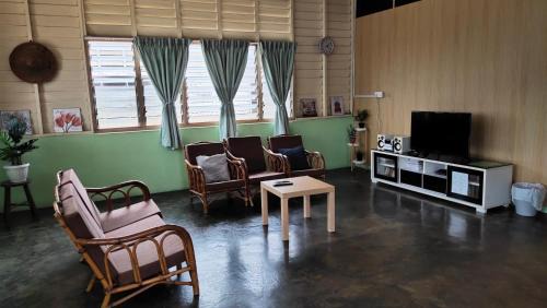 Gopeng House | Grandpa House 爷爷老家