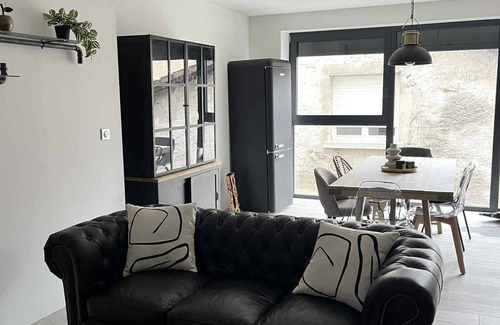 Chavelot House | Grange&Lodge apartment, sauna and swim spa