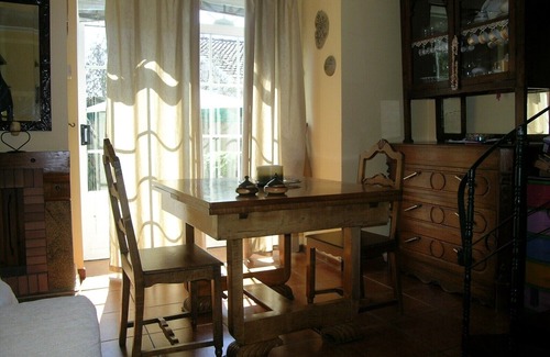 Larino Cottage | Granite house near Lariño beach