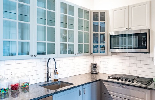 Newburgh Apartment | Grant - A Tranquil One Bedroom Steps from River