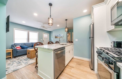 Paw Paw Lake Cabin | Grant Cottage by Paw Paw Lake