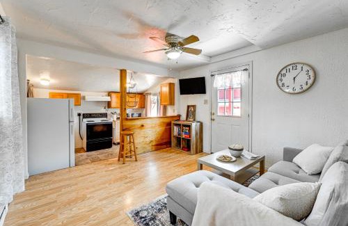 Grants Pass House | Grants Pass Cottage about 8 Mi to Rogue River!