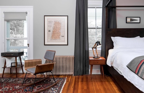 Housatonic Bed & Breakfast | Granville House