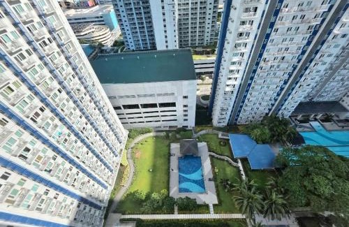 Santo Cristo Apartment | Grass 2-Bedroom at Tower 3 223