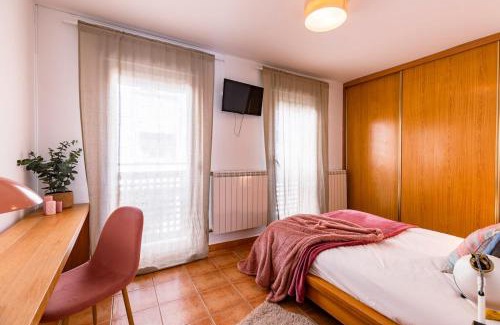 Abena Apartment | Gratal montaña, rutas, esquí, familias, grupos