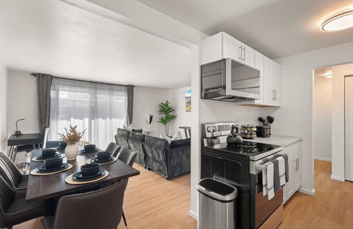 Fremont Apartment | Gray Oasis 1 Bed + 1Bath Apartment in Fremont