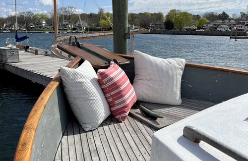 Mystic Boat Rental | Great boat in mystic town