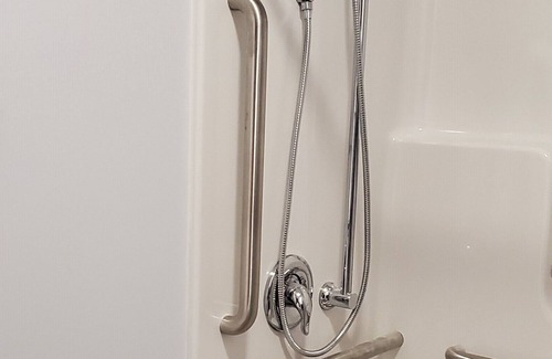 Gettysburg Apartment | Great downtown location w/ parking. Transit stop across the street. Unit 1 of 4.