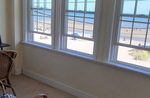 Devon House | Great Duplex with Water Views and Steps to the Beach