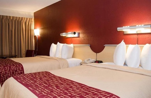 Williamsburg House | Great Find! Two Great Units, Close to Cary Stadium, Free Parking