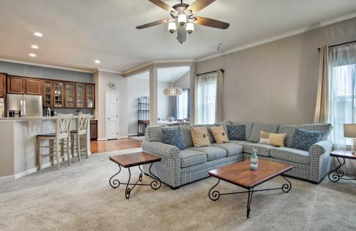 The Commons House | Great for Groups Bayside Resort Home with Patio