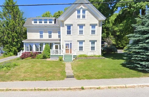 Southwest Harbor House | Great Harbor Inn Hinckley Room 23