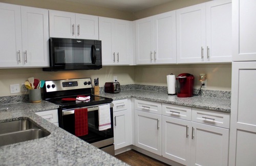 Killeen Apartment | Great location! 6 mins to Ft. Cavazos. More amenities than a hotel. Pet-loving!