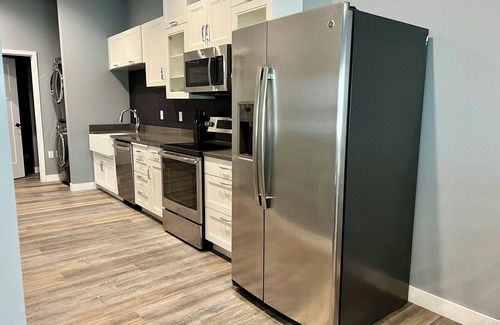 Ishpeming House | GREAT LOCATION! Beautiful newly constructed large one bedroom retreat.