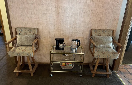 Black Bart House | Great location! Classic One-Level Cabin only steps from the River!