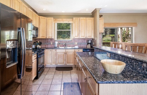 Wildernest House | Great Location. Incredible Views. Clubhouse.