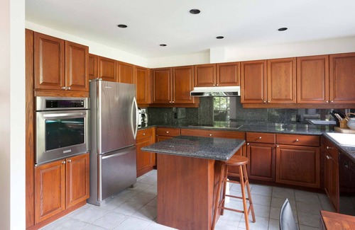 Blackcomb House | Great Location, Private Hot Tub, Parking Included