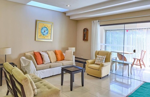 Asuncion House | Great Location, Quiet, Safe, Your Cozy Home Wait For You.