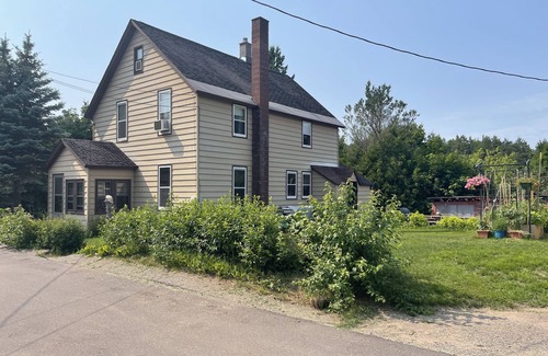 Ishpeming House | Great Property, close to trails.