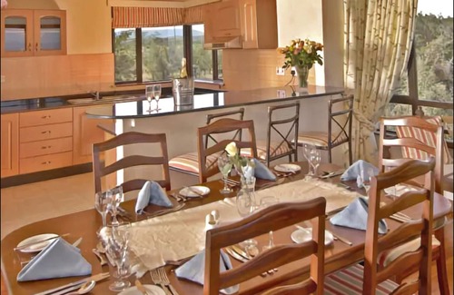 Naivasha Hotel | Great Rift Valley Lodge and Golf Resort