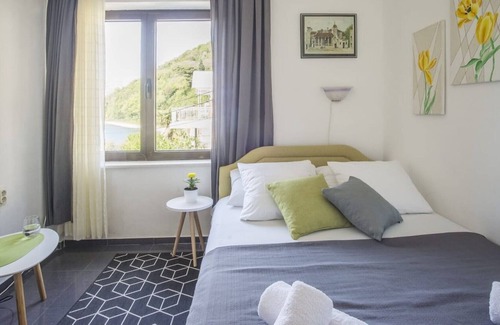 Lepetane Apartment | Great Studio Flat with View near Beach in Tivat