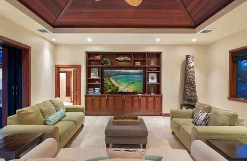 Kamuela House | Great Vacation Home in Mauna Lani - Private Bedrooms, Pool, Sundeck!