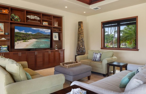 Kamuela House | Great Vacation Home in Mauna Lani - Private Bedrooms, Pool, Sundeck!