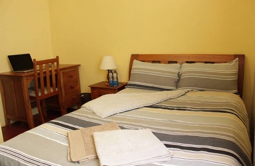Kileleshwa House | Great value comfortable 1 bedroom guesthouse.