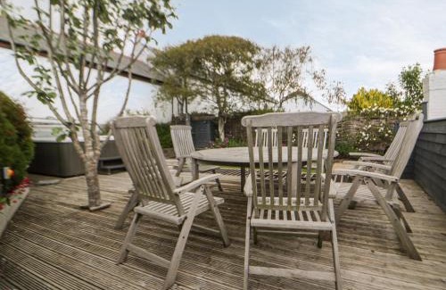 Crantock House | Great Western Farmhouse