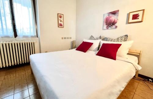 Albavilla Apartment | Green Apartment