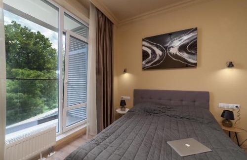 Prymors'kyi district Apartment | Green Apartments