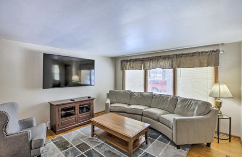 Green Bay House | Green Bay Home 3 Blocks to Lambeau Field!