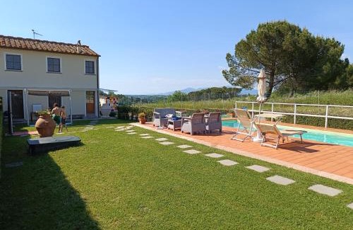 Capannoli House | Green Bike Vintage Tuscany - Countryside holiday apartment with pool