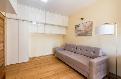 Bemowo Apartment | Green District 2BR AirConditioned P by BookingHost